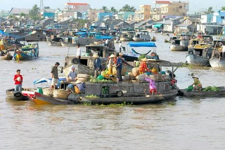 Nội dung: Trong mùa hè nóng bỏng, xu hướng