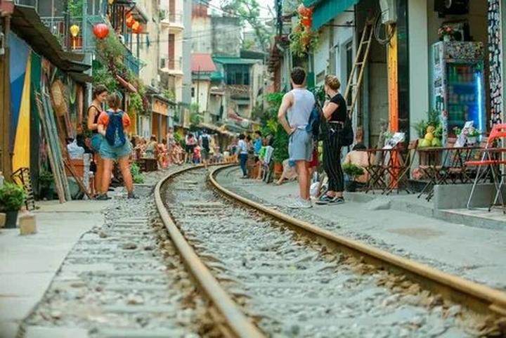 Vượt Lên Số Phận: Câu Chuyện Cảm Hứng Của Chàng Trai Khuyết Tật Và Hotspot Matrix
